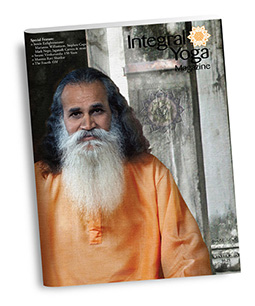 IntegralYoga Magazine Winter 2013 Cover